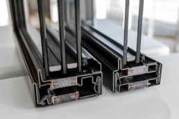Brombal's corner samples with triple and double glazing